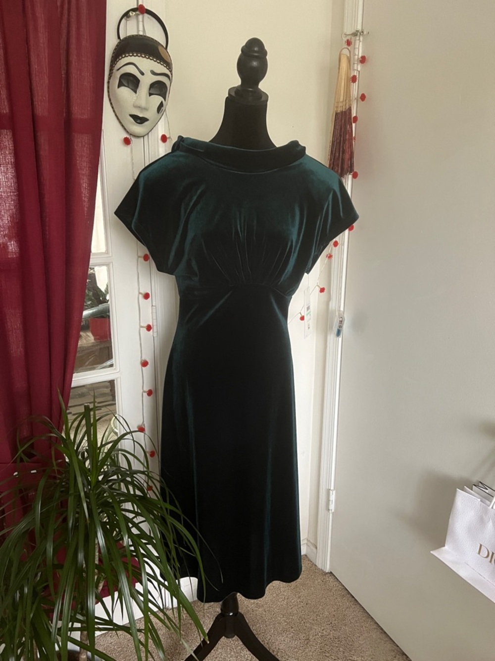 Calvin Klein Emerald Green Velvet Midi Dress